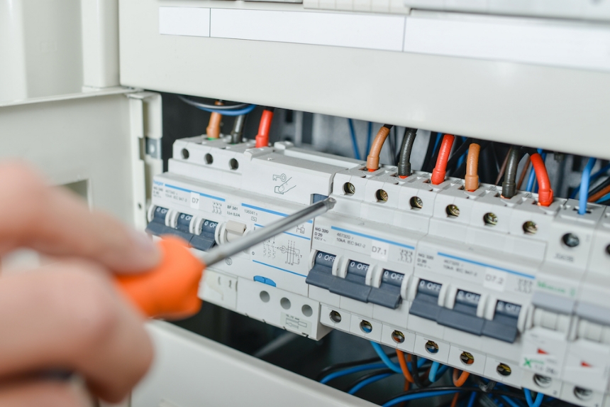 Tablourile electrice – Inima oricărei instalații. Ce trebuie să știi înainte să alegi unul?
