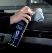 Imagine Spray de bord MOTIP Cockpit, semilucios, fără silicon, 600ml