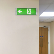 Imagine Corp de iluminat liniar LED 20W cu kit de urgență 3H, 4000K, 2500lm, IP65