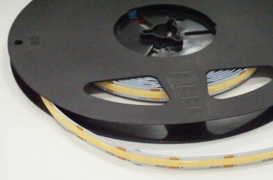 Imagine Set Bandă LED COB 24V 6000K 7W/m 630lm/m IP20 5m