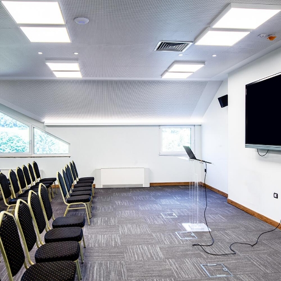 Imagine Spot LED pătrat aplicabil 36W 6500K Braytron