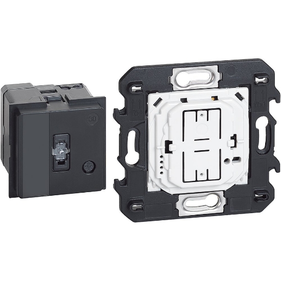 Imagine Gateway BTicino Living Now cu Entra&Esci K4500C