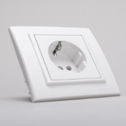 Imagine Priză Schuko 16A alb Mina - OVIVO | 401-010300-217