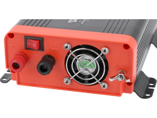 Imagine INVERTOR TENSIUNE 12V/230V 300W