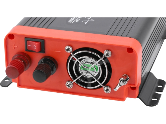 Imagine INVERTOR TENSIUNE 12V/230V 600W